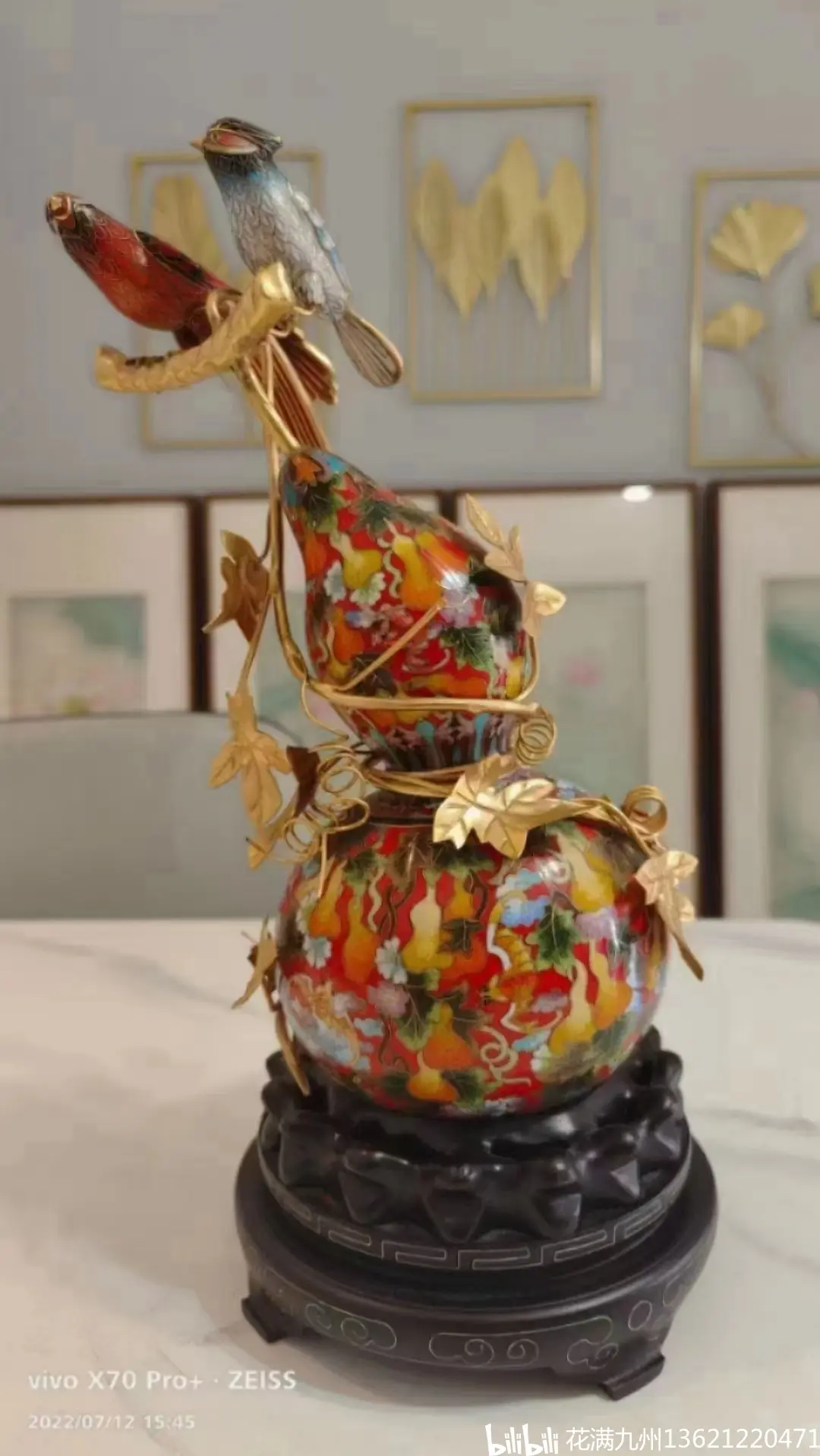 张同禄大师创作景泰蓝绶带葫芦寓意为多福多寿,子孙万代,平安吉祥