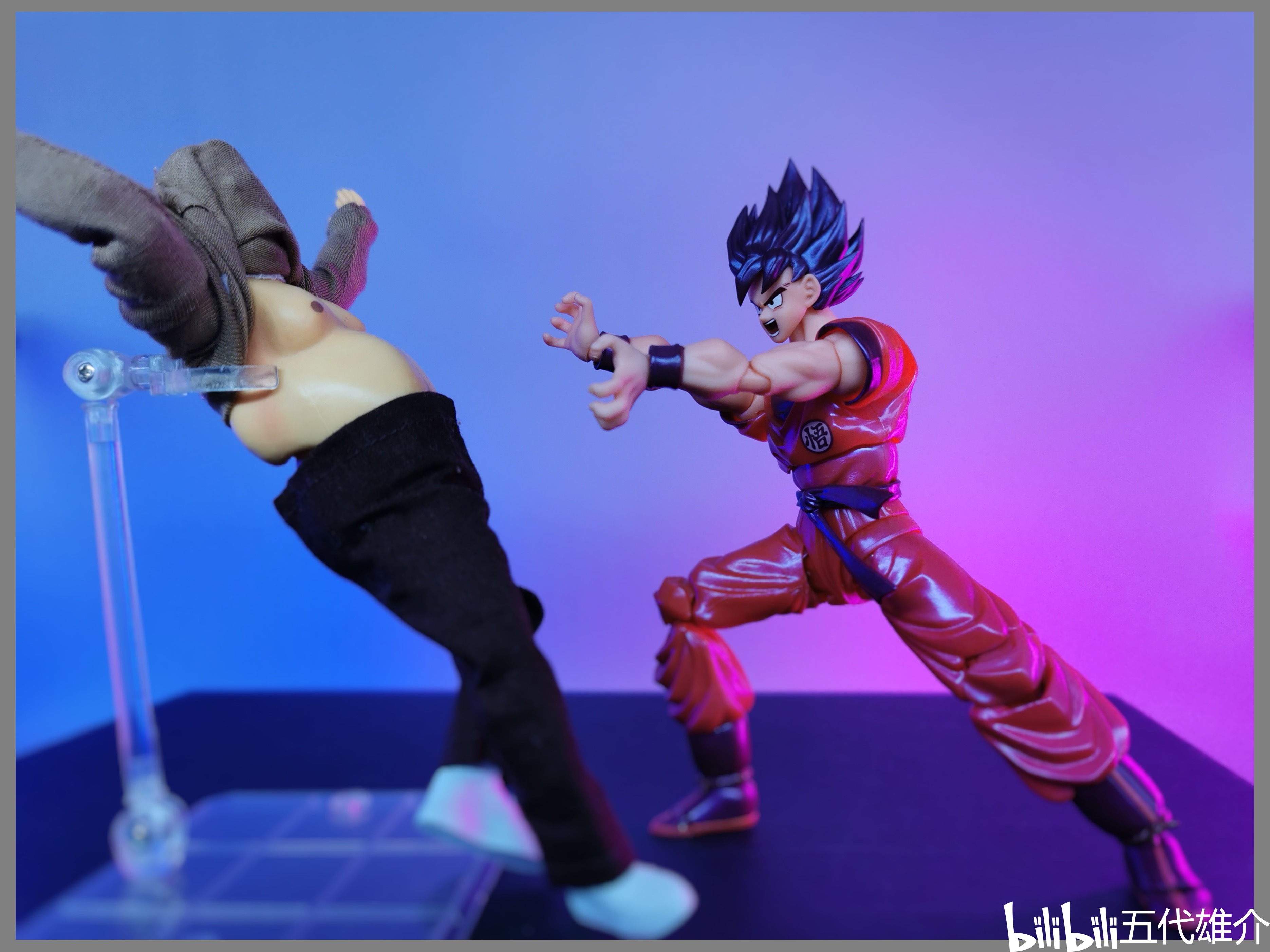 红色有角3倍速万代shf龙珠z黑发孙悟空界王拳ver20jj评测003p