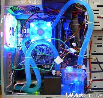 DIY水冷：打造独一无二的游戏电脑