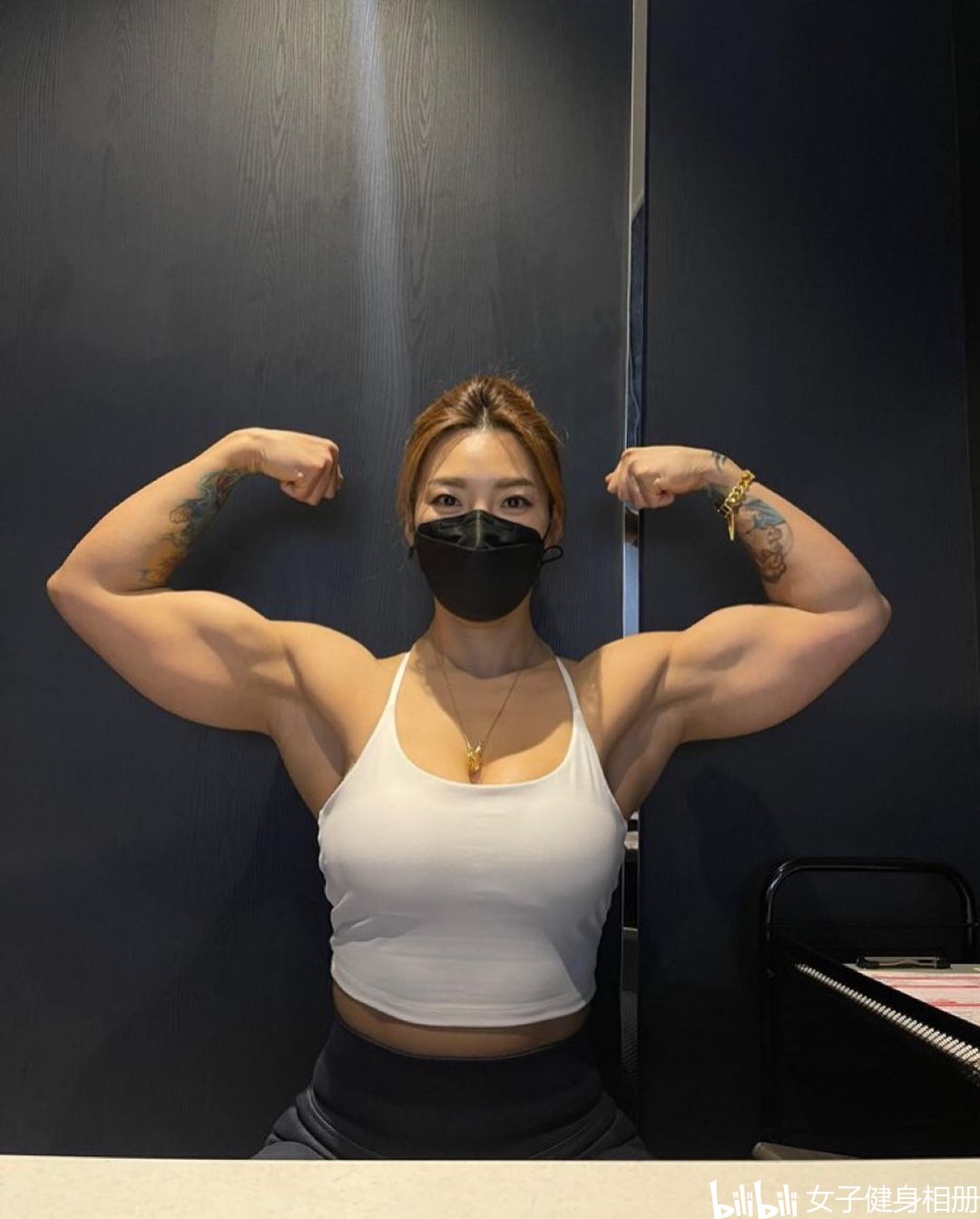 韓國健身美女教練 肌肉讓人嚇到退後幾步 – 爆笑博客