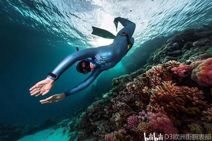 夏秋季潜水游泳冲浪都有哪些可以防水性能强大的潜水运动表