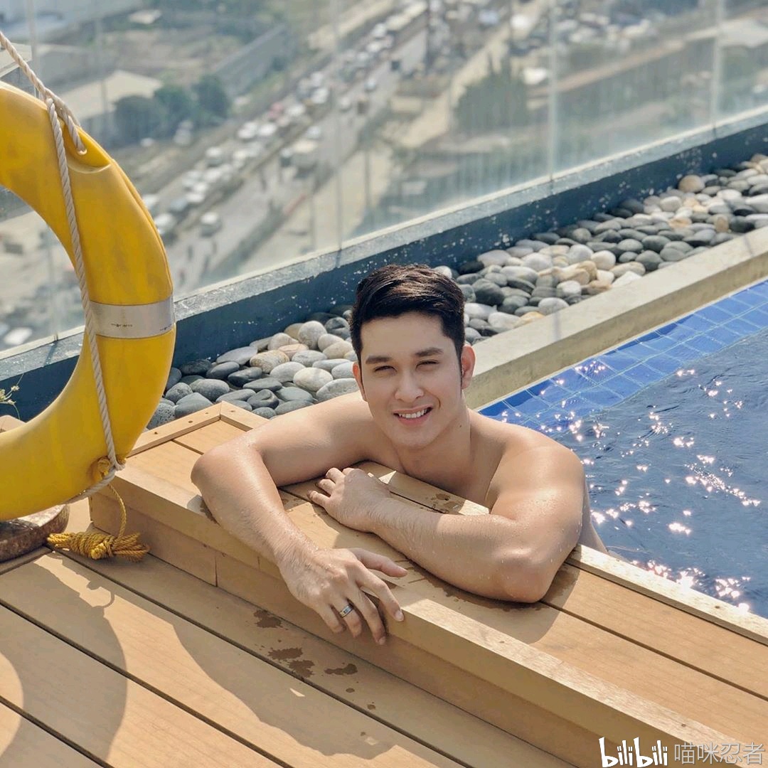 菲律宾高大憨笑小鲜肉insnathanieltiu