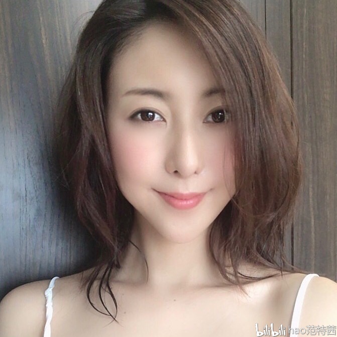 松下纱荣子的Instagram速览