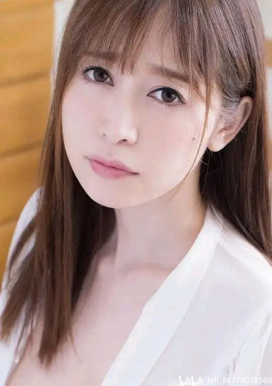 熟女姐姐~筱田优(篠田ゆう)个人资料简介及作品写真照片 - 哔哩哔哩