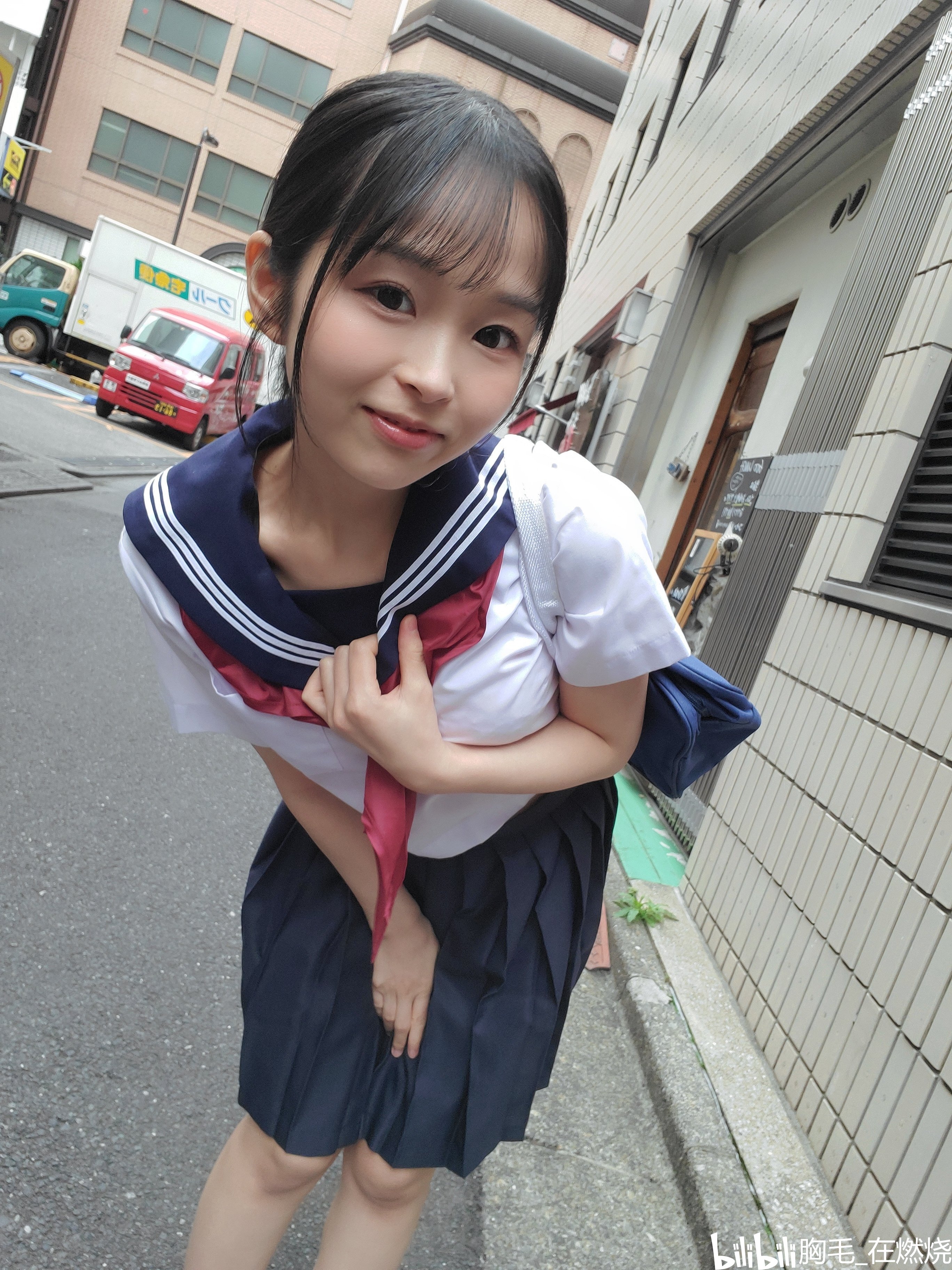 日向夏(日向な)用可爱的脸蛋说着最嚣张的话 哔哩哔哩