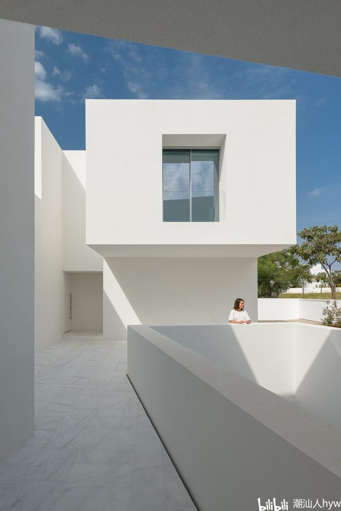 57---两白墙设计 公司工作室