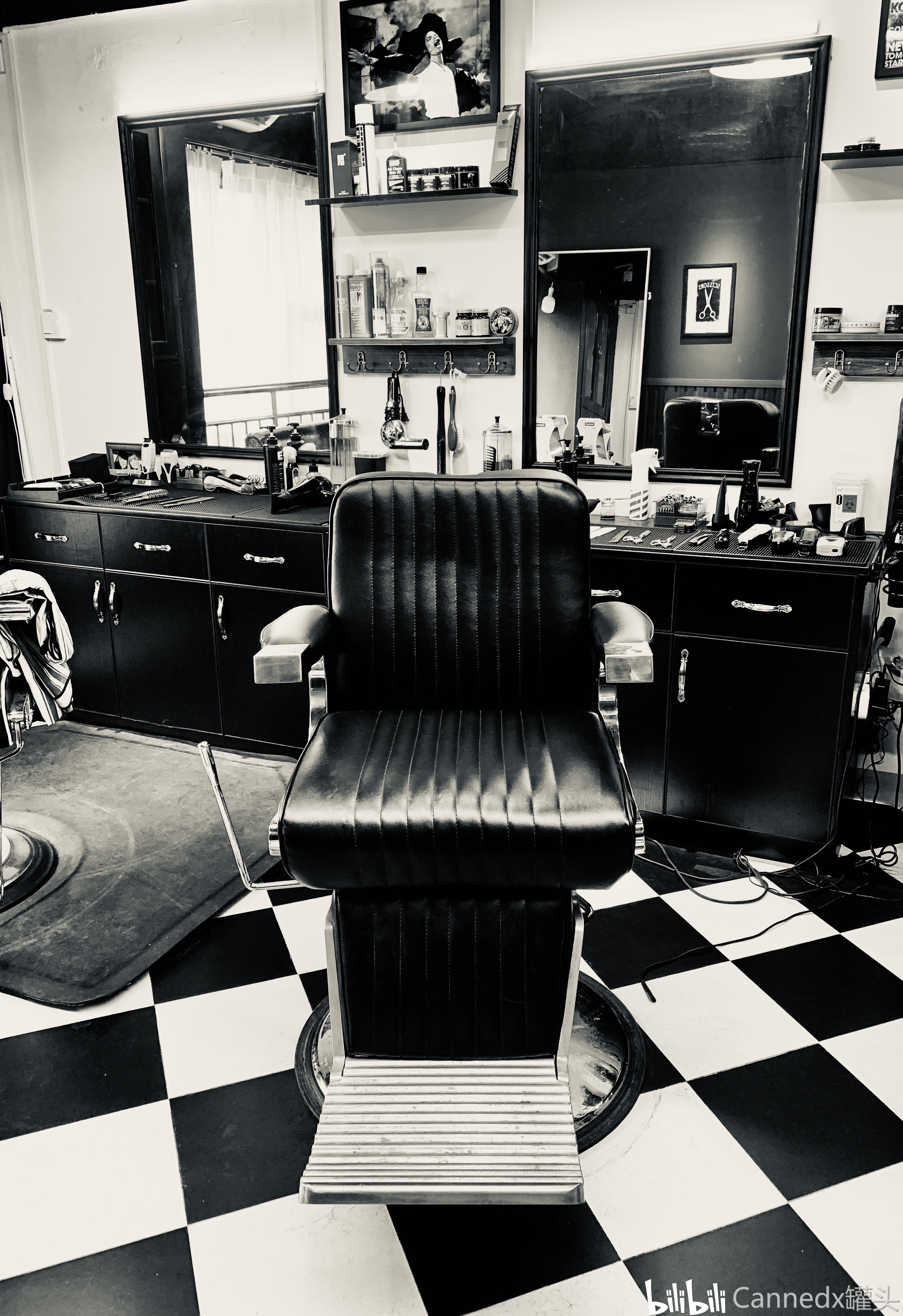 途径南宁 老板说要理个发♂ em～好吧那就看看 611 barber shop 男士