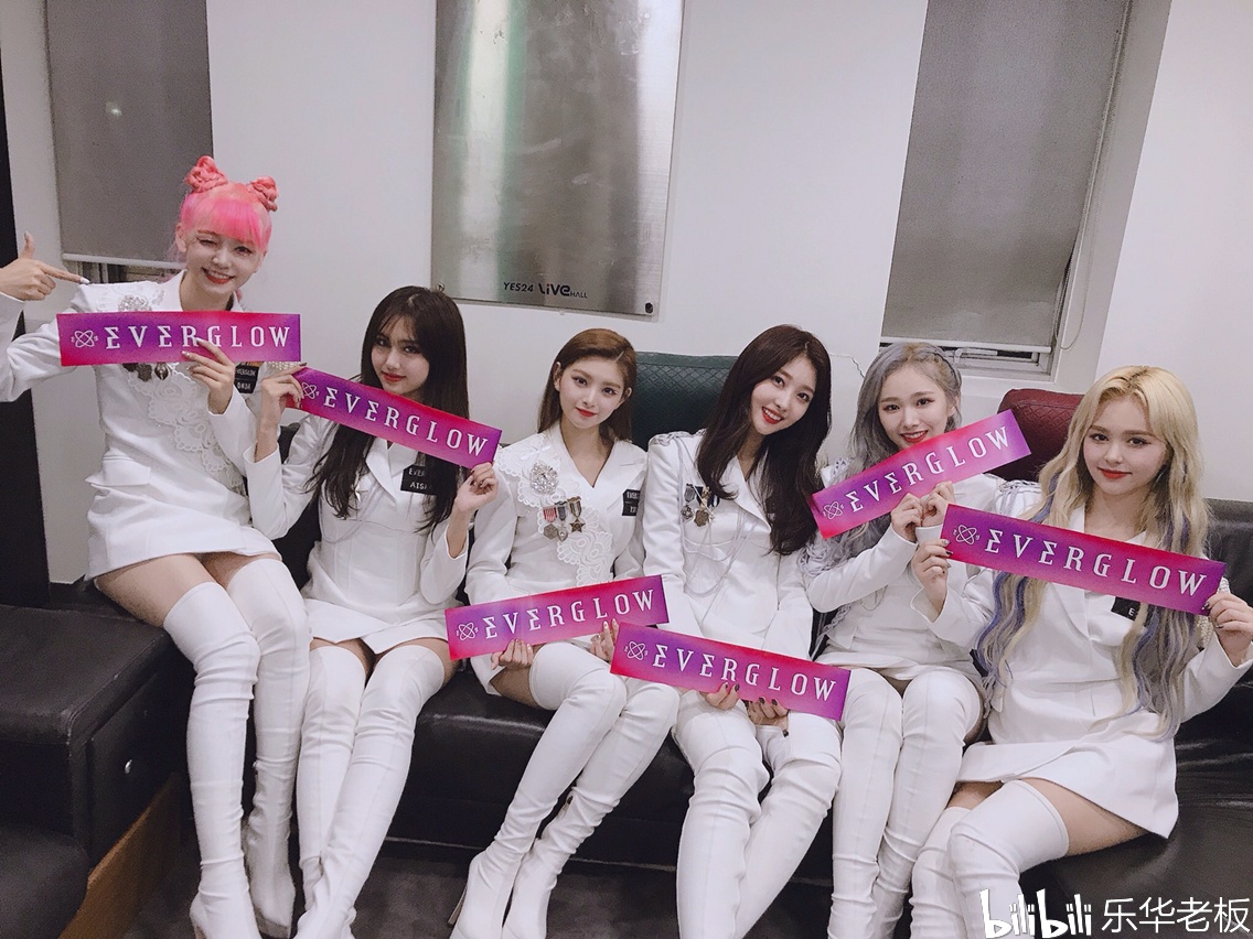 iTunes26国第一Everglow,以《M Countdown》回归舞台