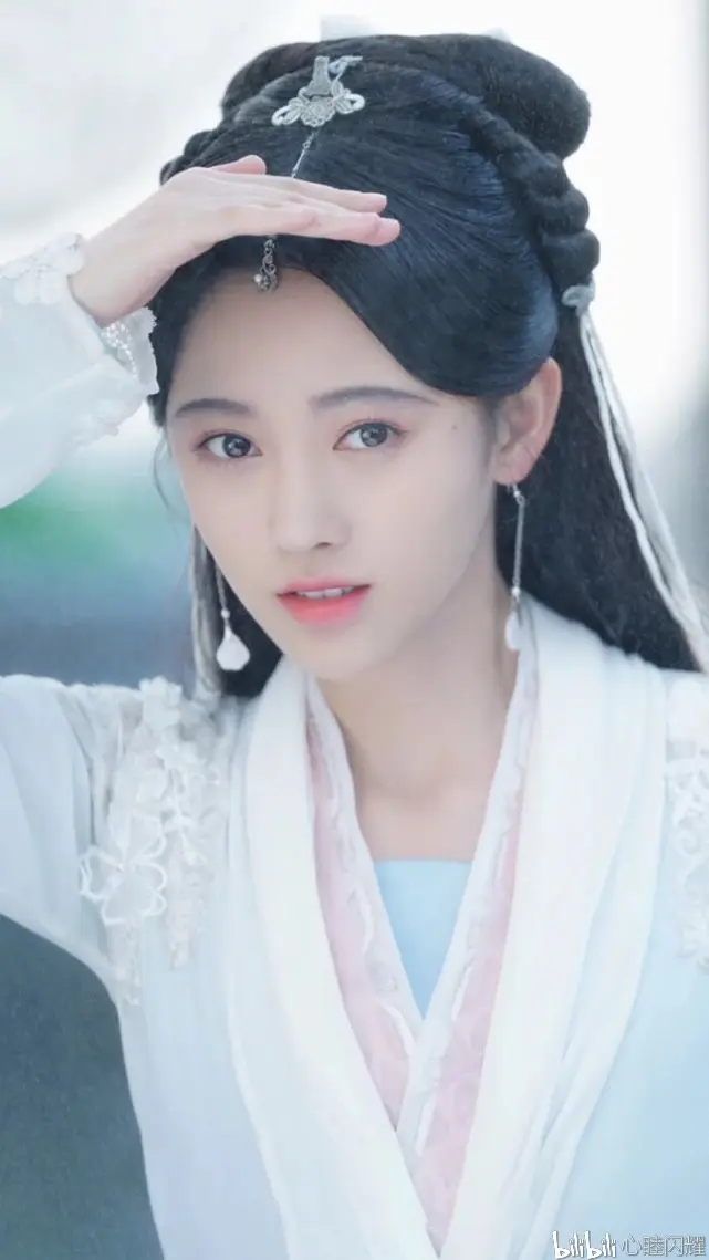 鞠婧祎饰演白素贞网友热评 这是最可爱的白娘子 哔哩哔哩
