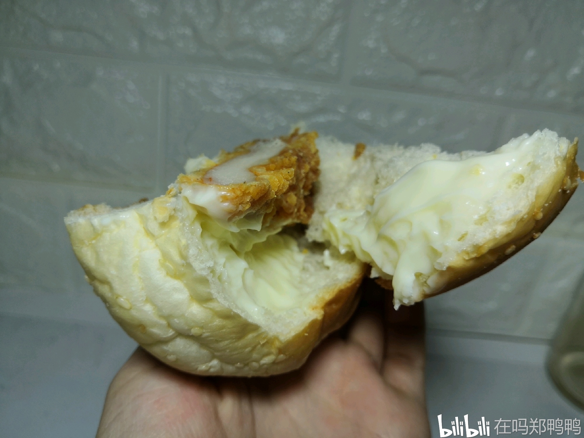 【桃李面包测评】鸡腿汉堡包