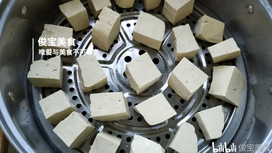 教你做超下饭的豆腐乳 做法简单明了 三天长白绒毛 不会失误 哔哩哔哩