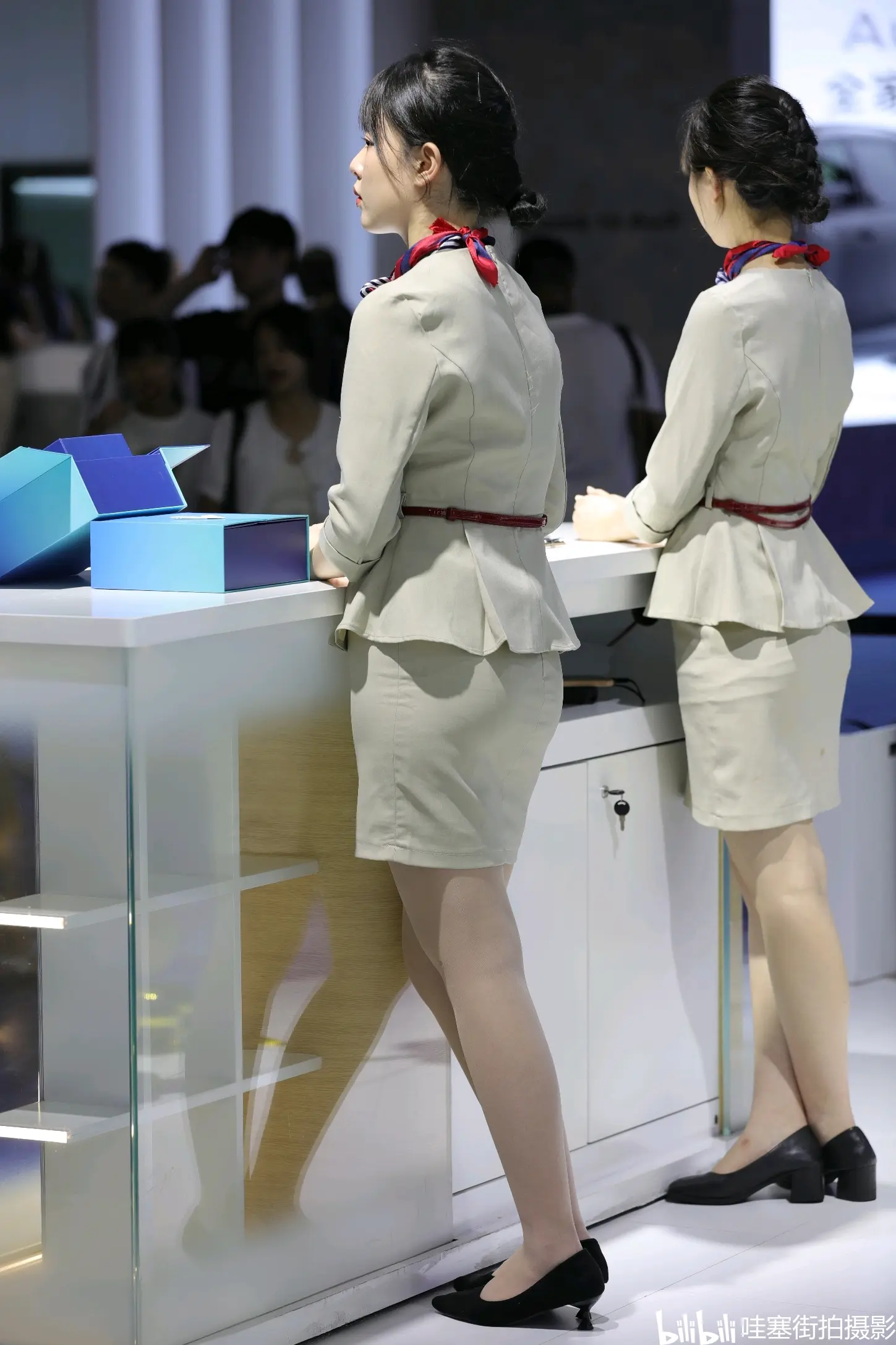 展会清纯唯美礼仪小姐姐