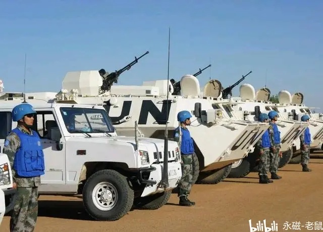 军事科普:zsl92式6*6轮式步兵战车