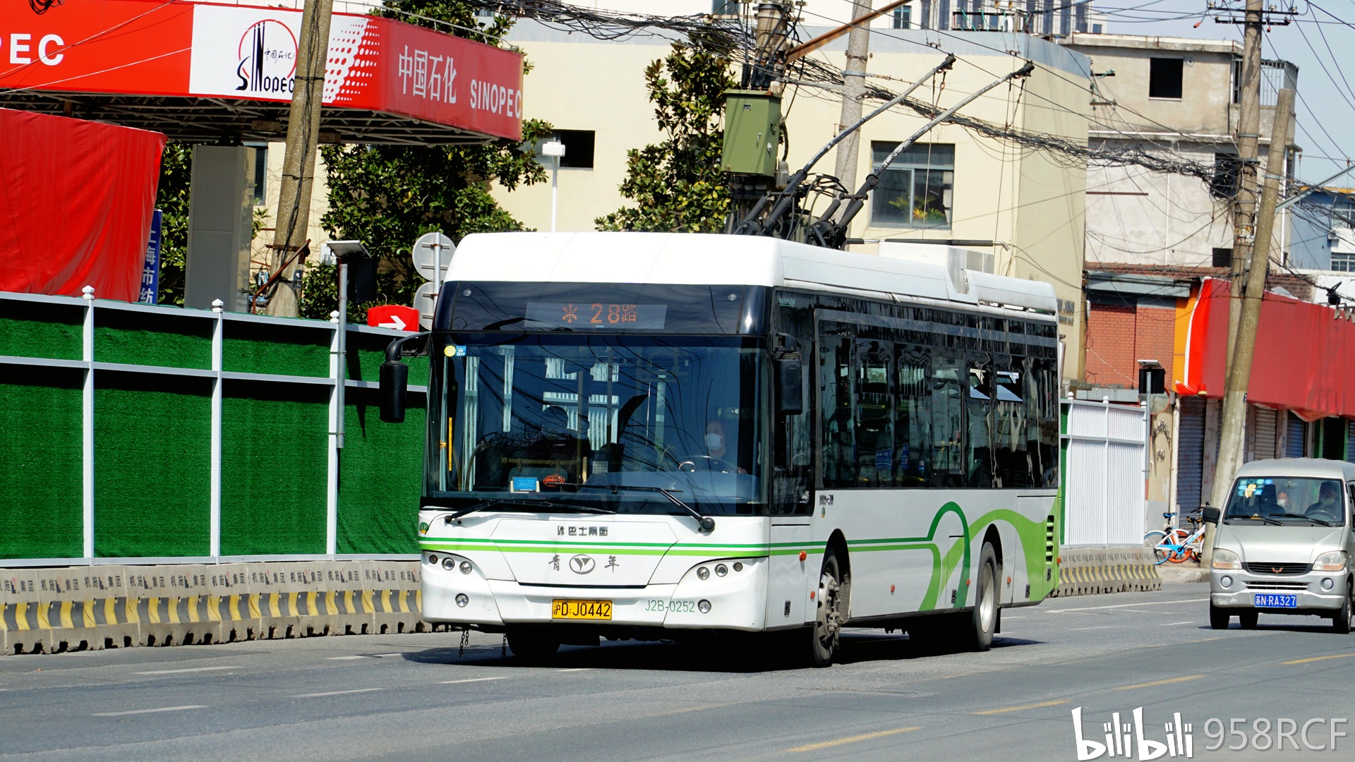上海首投比亚迪纯电动双层巴士 打造绿色旅游“新名片”-提加商用车网