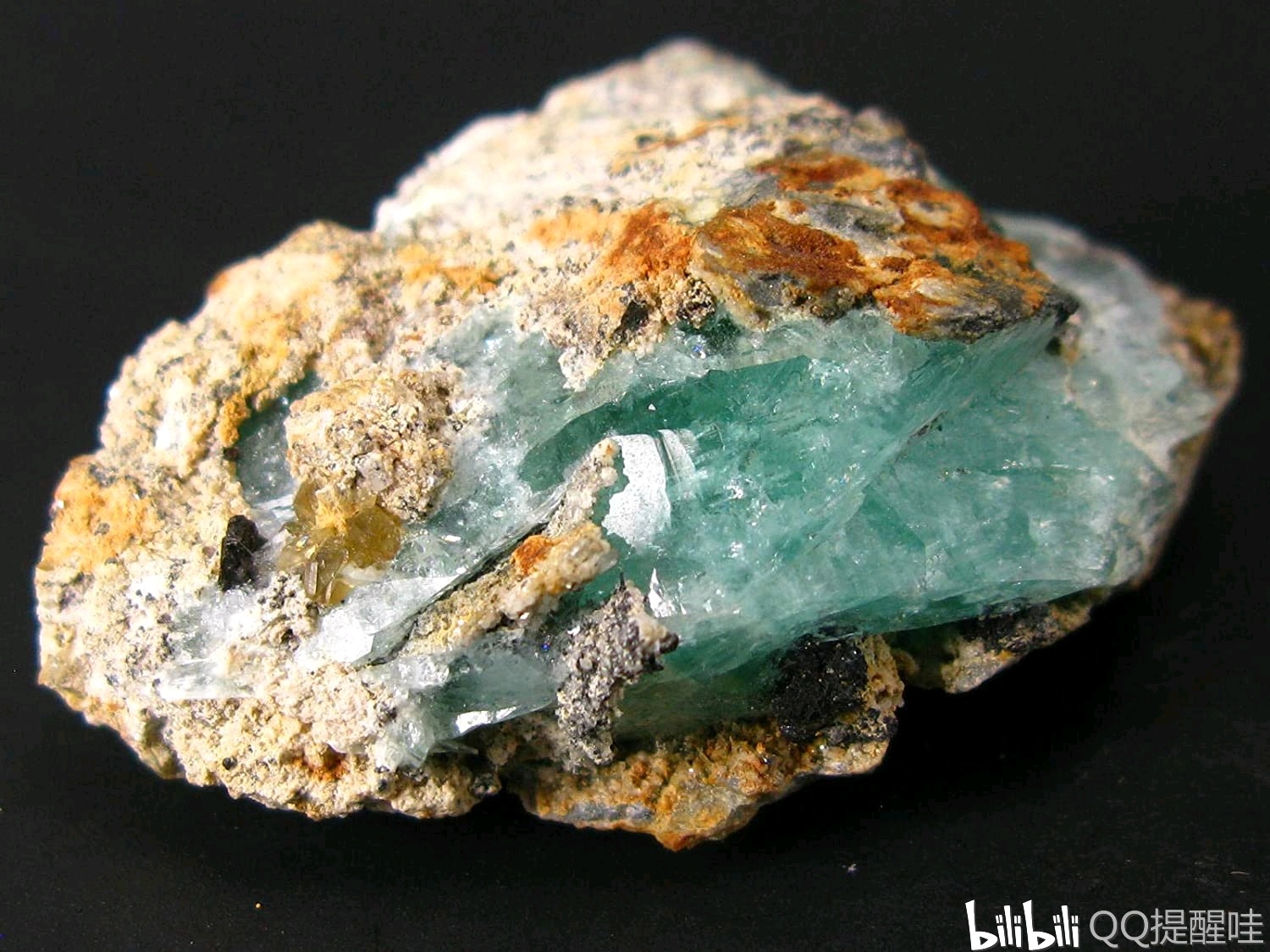 {石場}xb73約重163.3g-藍磷灰石原礦 磷灰石 Apatite 天然水晶 無加工原石 藍磷灰石 藍磷灰 | 蝦皮購物
