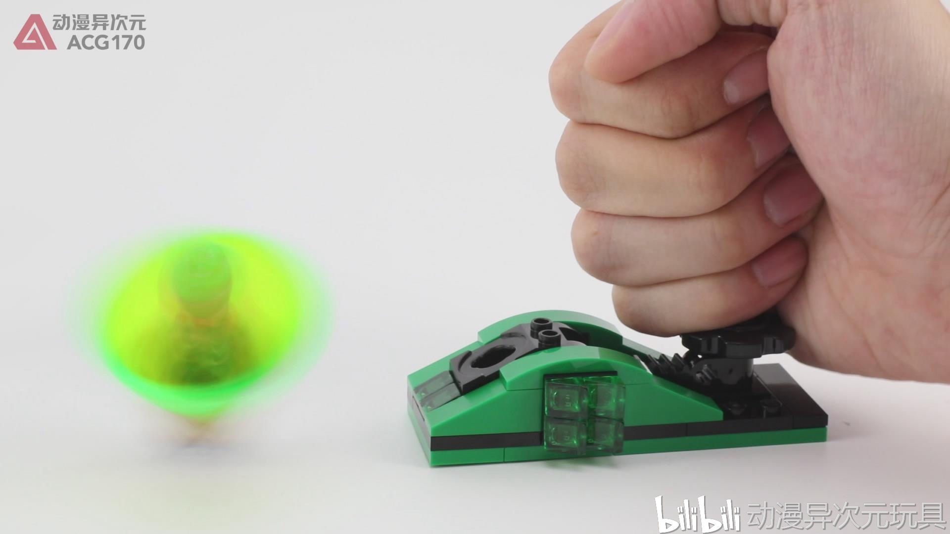 乐高积木幻影忍者70681幻影旋转术攻袭之劳埃德图文评测