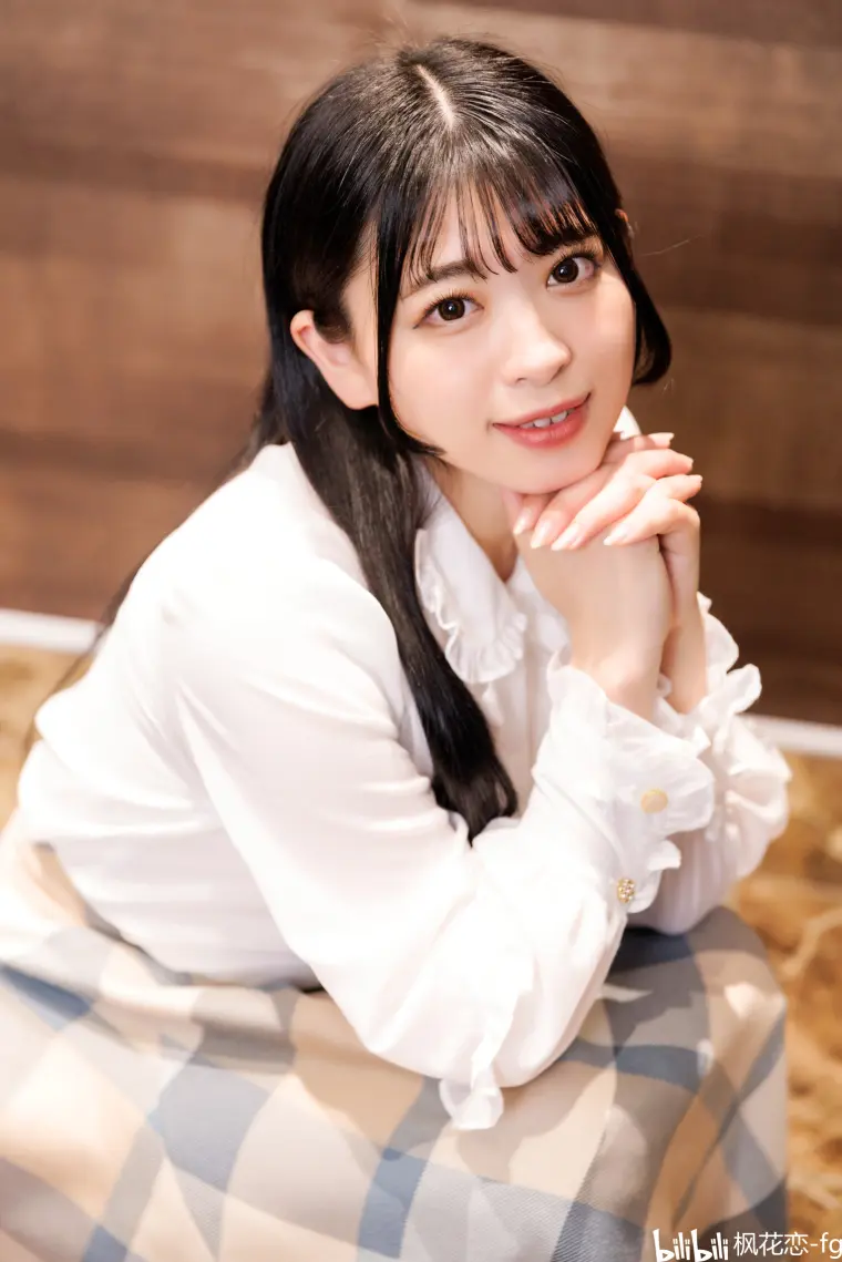 每日观优 花柳杏奈拥有魔鬼身材的现役大学生 哔哩哔哩 每日观优 花柳杏奈拥有魔鬼身材的现役大学生 哔哩哔哩