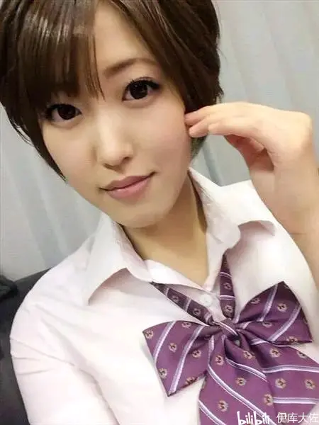 为求生计 她 水野朝阳 最终还是选择再度下海 哔哩哔哩 为求生计 她 水野朝阳 最终还是选择再度下海 哔哩哔哩