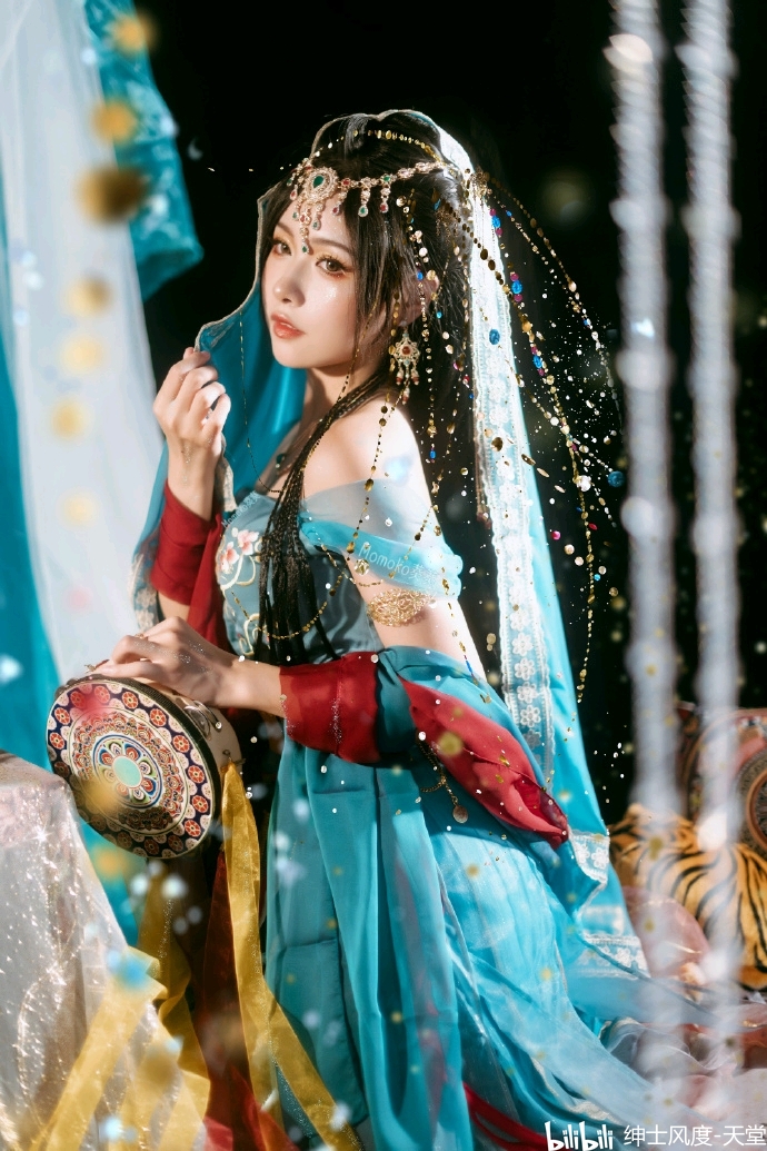 cos play - 哔哩哔哩