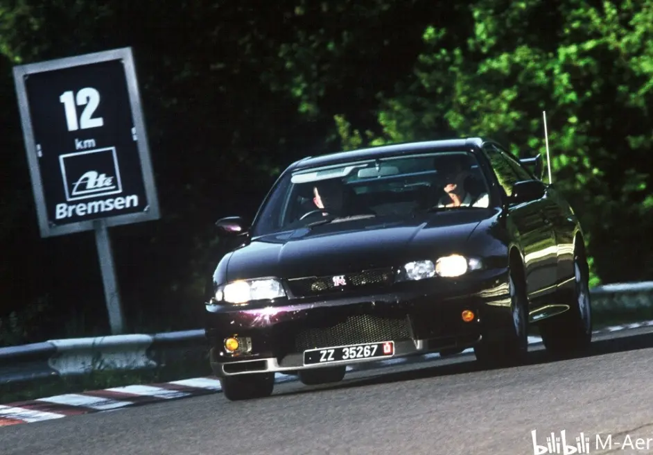 日产skyline Gtr R33真的是一个失败者吗 哔哩哔哩