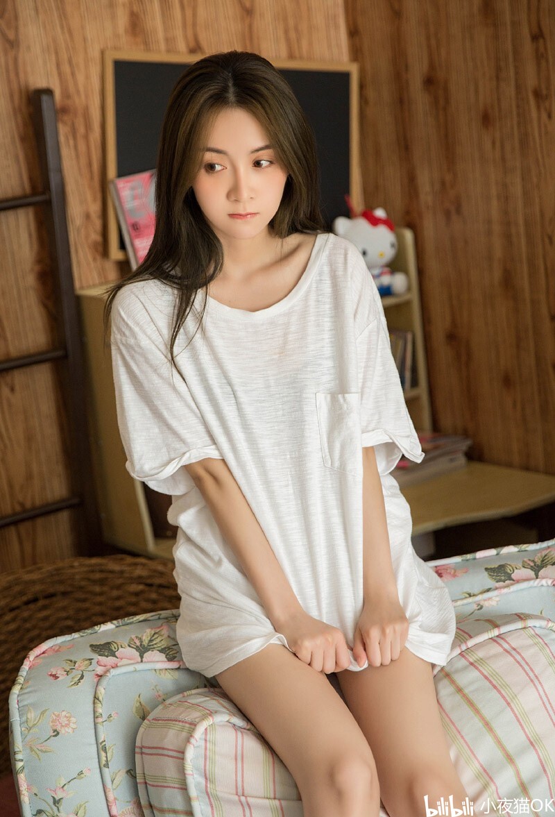 居家美女(5p) - 哔哩哔哩