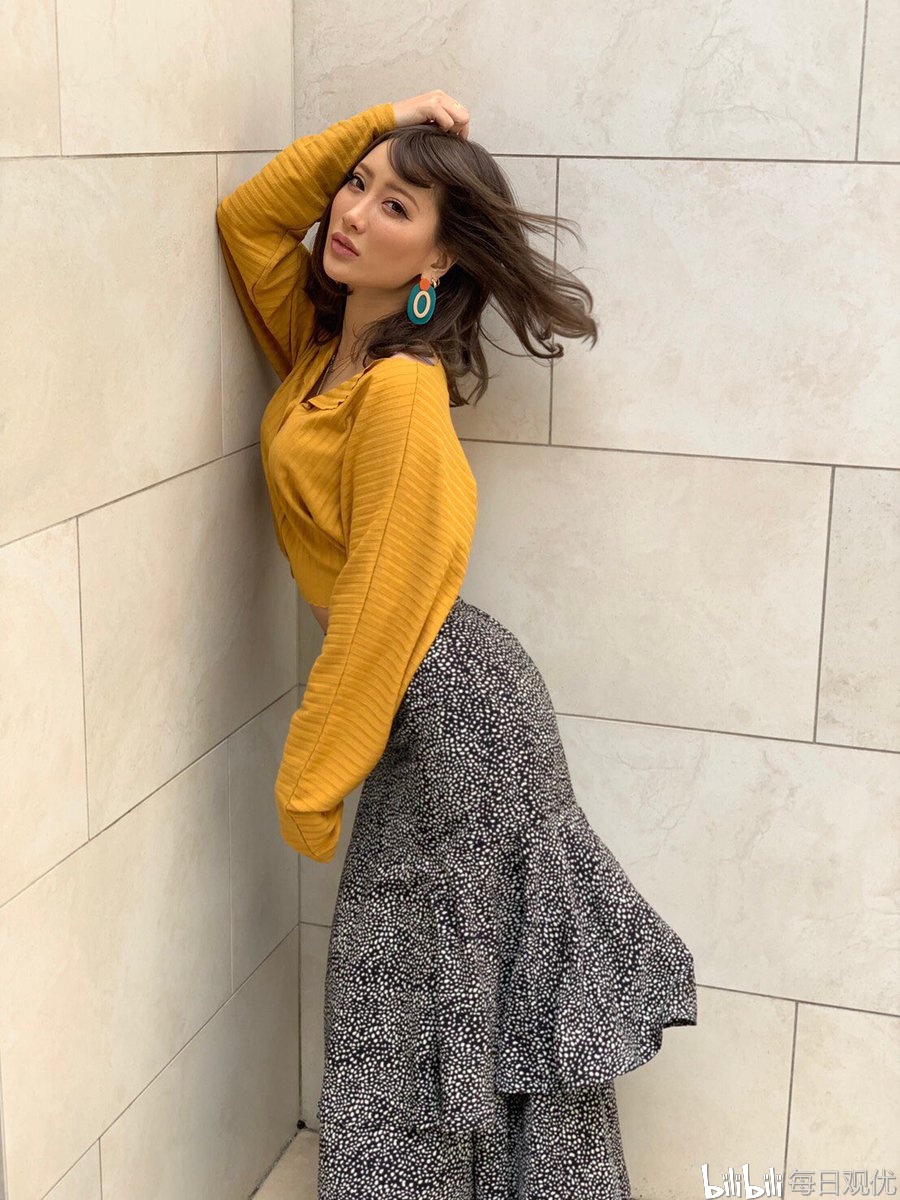 【每日观优】aika 黝黑黝黑的狂野妹子?