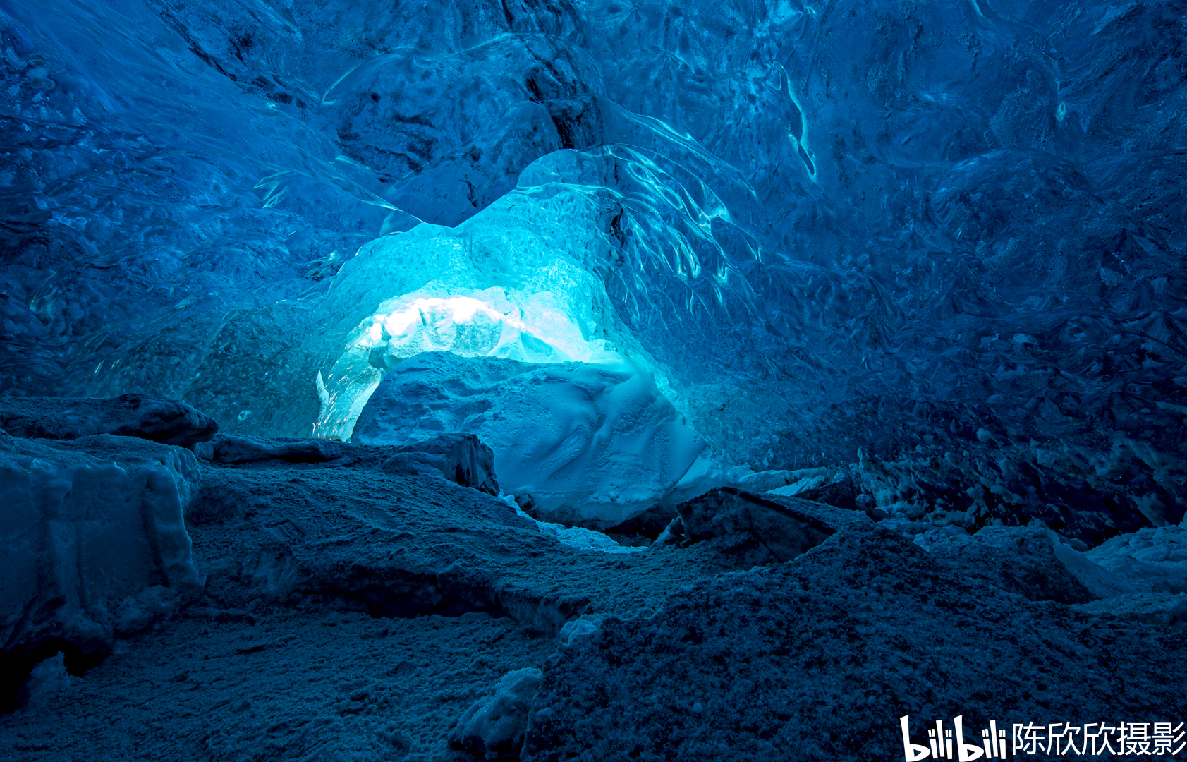 冰岛蓝冰洞