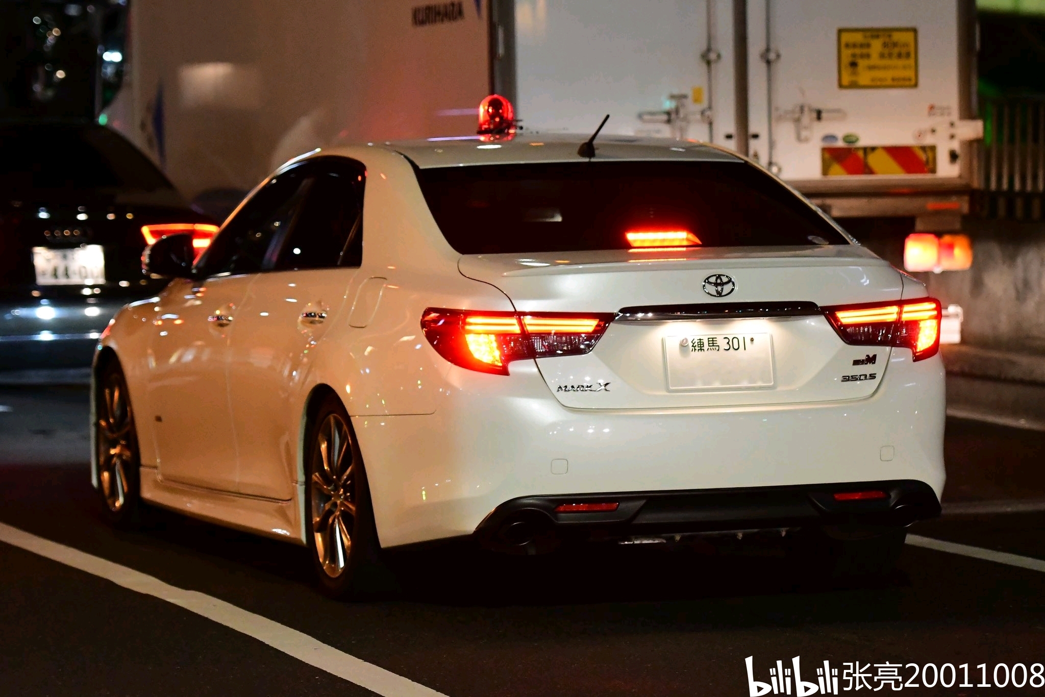 丰田大后超markx也就是国内的锐志小合集