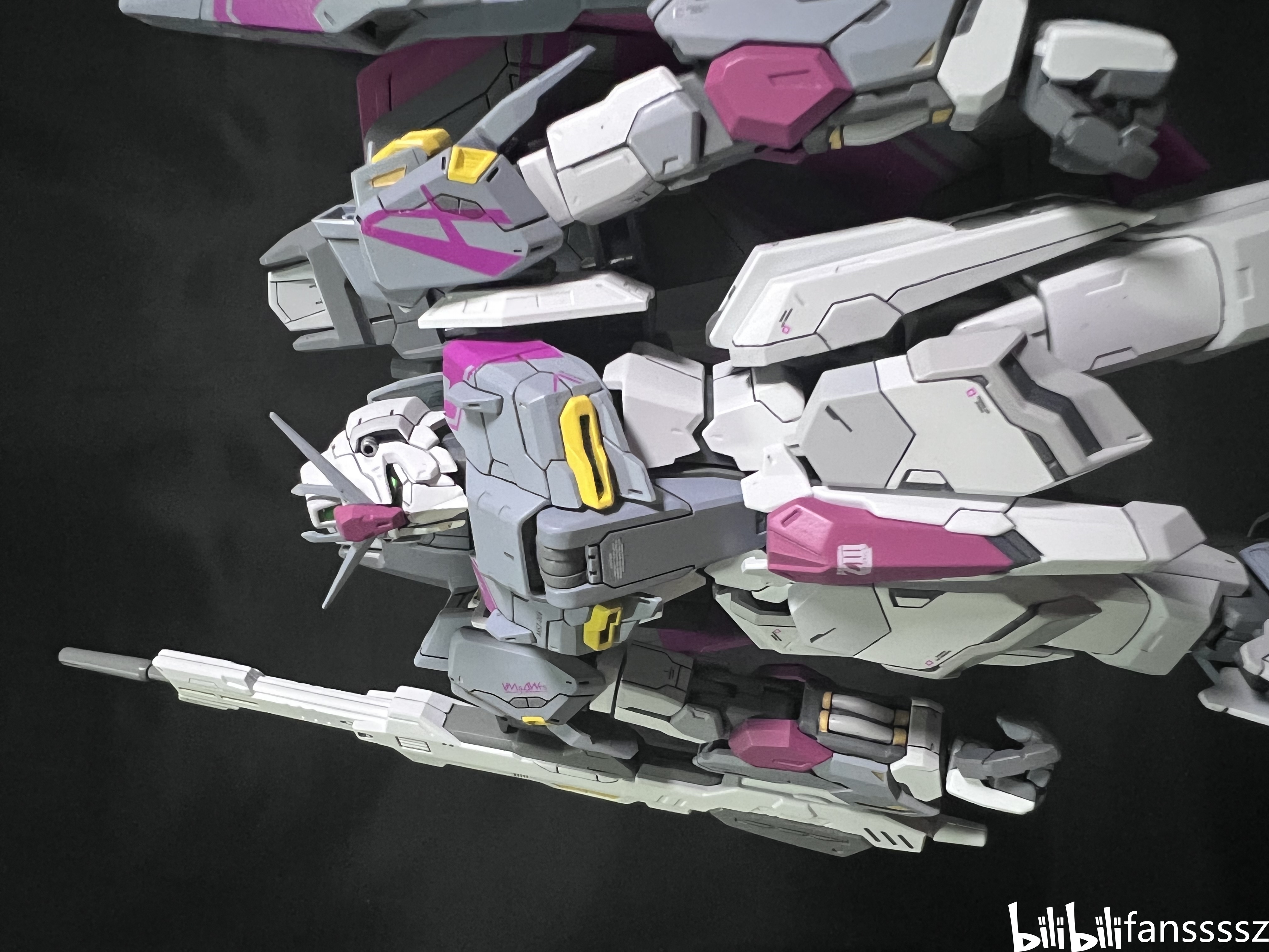 msz0063z高达3号机阿姆罗z3