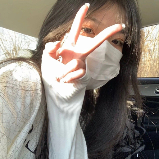 _小刘不秃头_