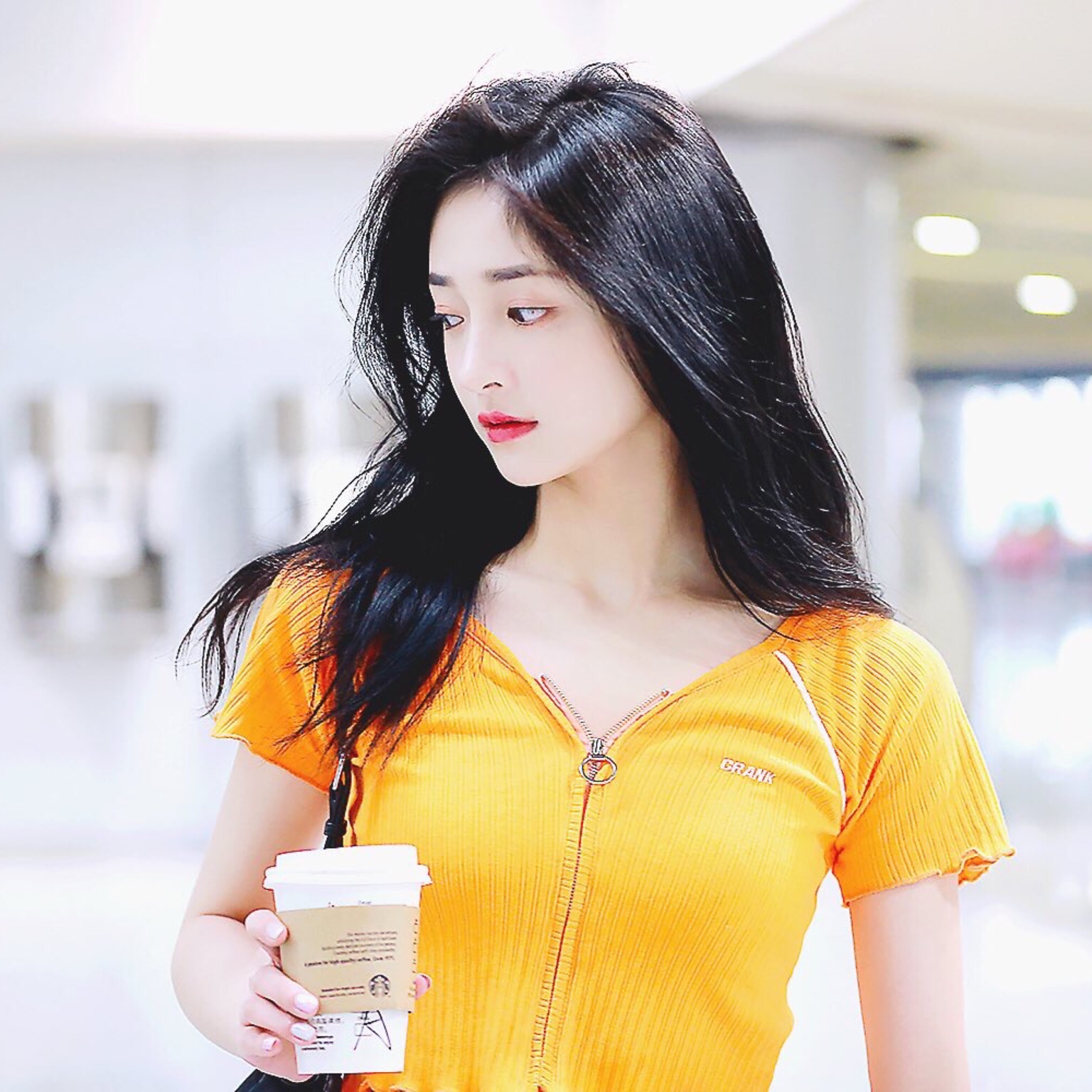 【周洁琼】【街拍】周洁琼 × chicbanana拍摄花絮