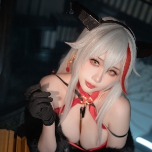 苍苍子__