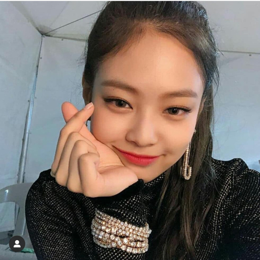 rose 4月21日 ins 更新