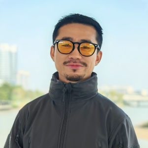 秀明说