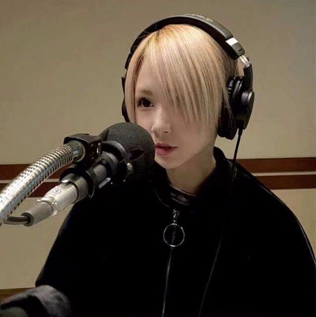 tomaya,r6弱智玩家,一生爱reol,死肥宅.