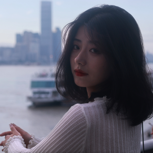 莓莓嗷-