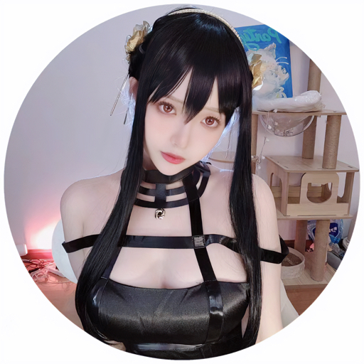 雯仔Kira