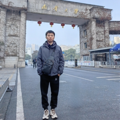 奔跑的王师兄