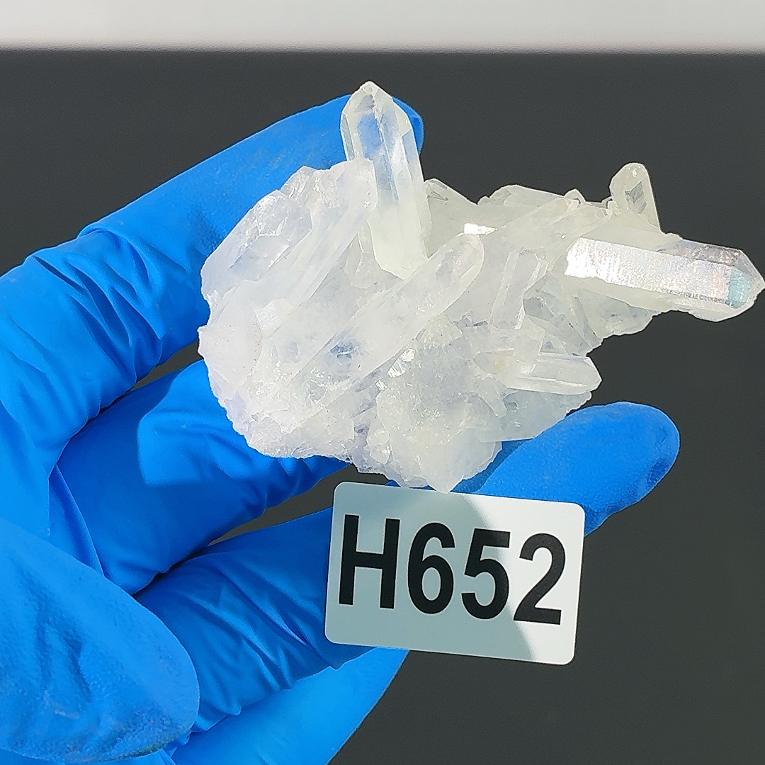 H652