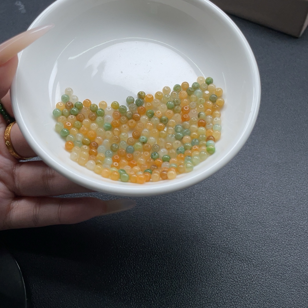 翡翠200多颗