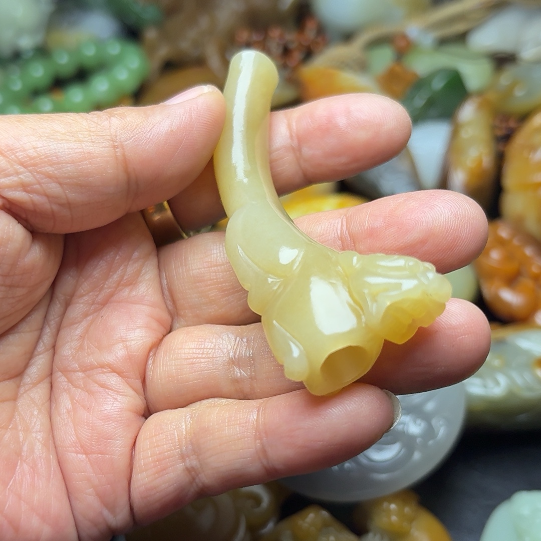 烟嘴