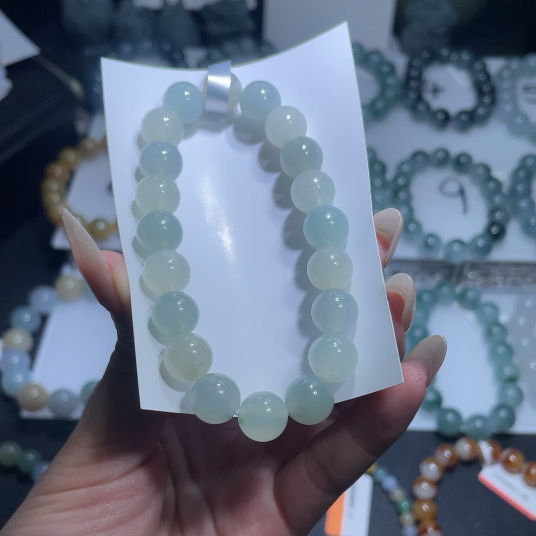 纯天然缅甸翡翠a货