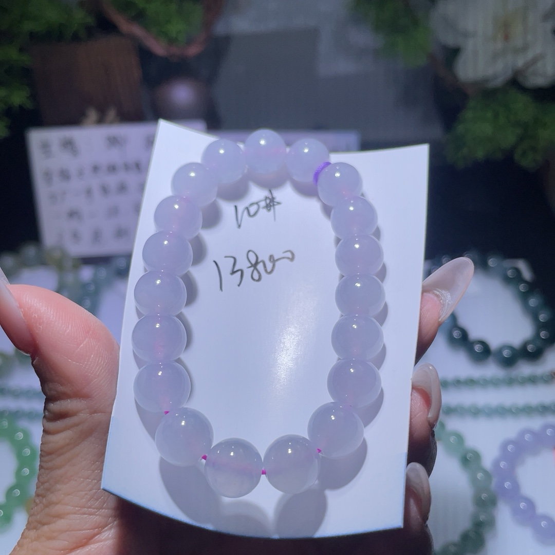 天然翡翠