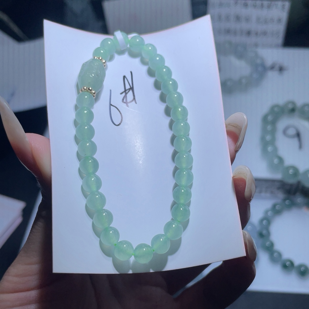 纯天然缅甸翡翠a货