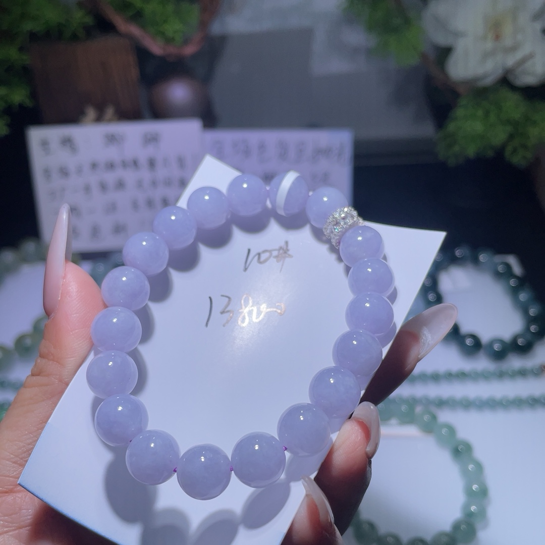 天然翡翠