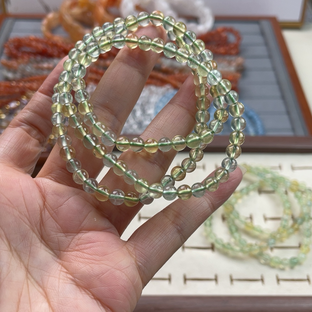 5.3mm双色葡萄石手串三圈