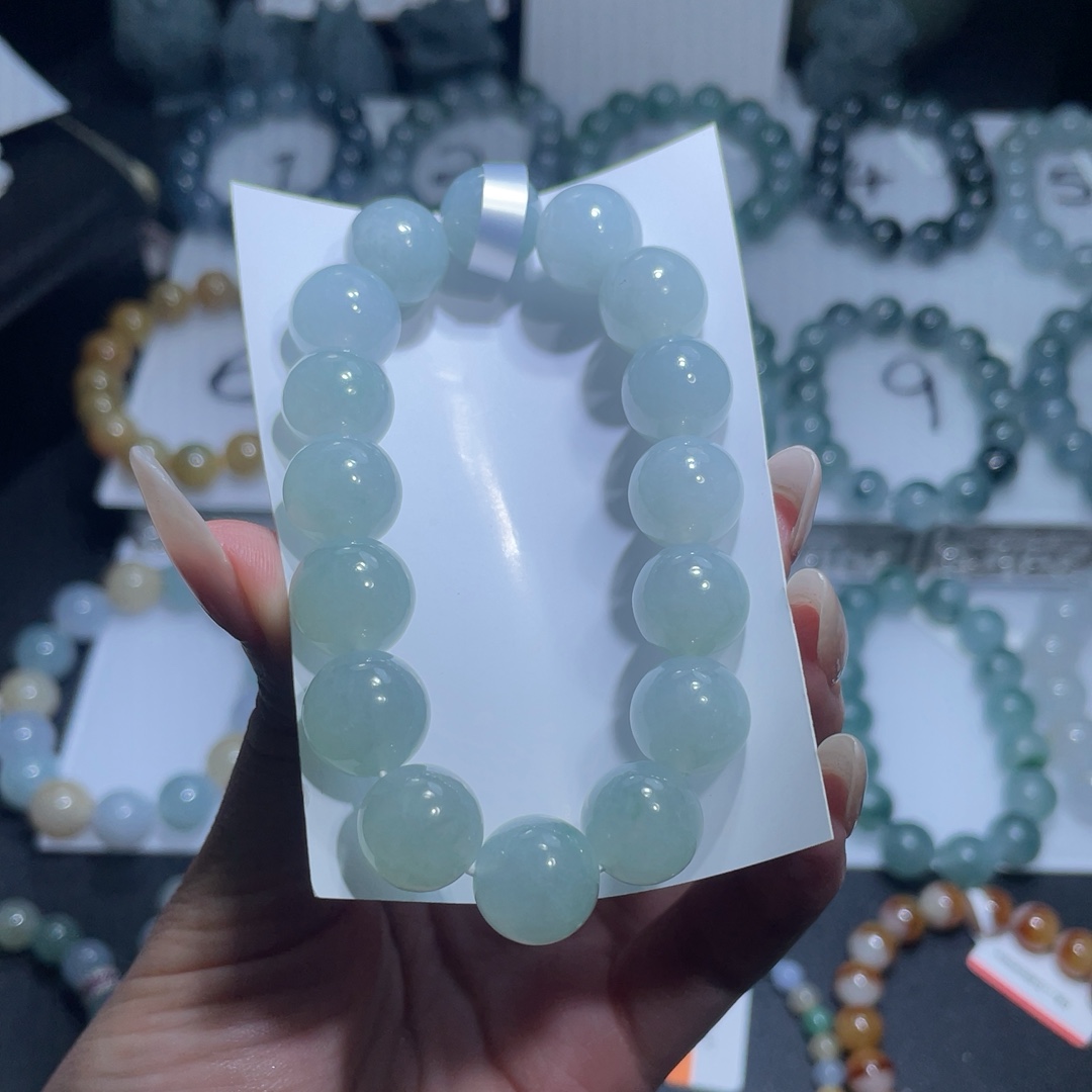 纯天然缅甸翡翠a货