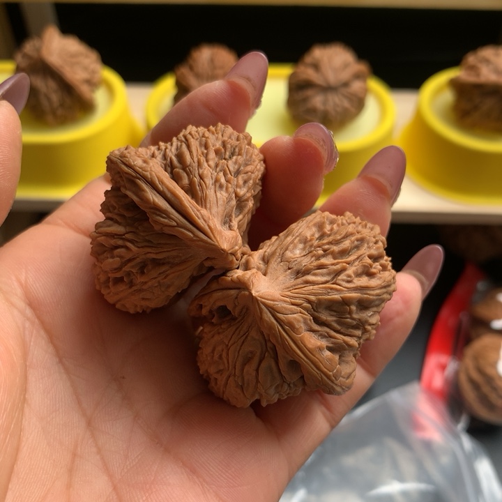 南疆石半壁江山
