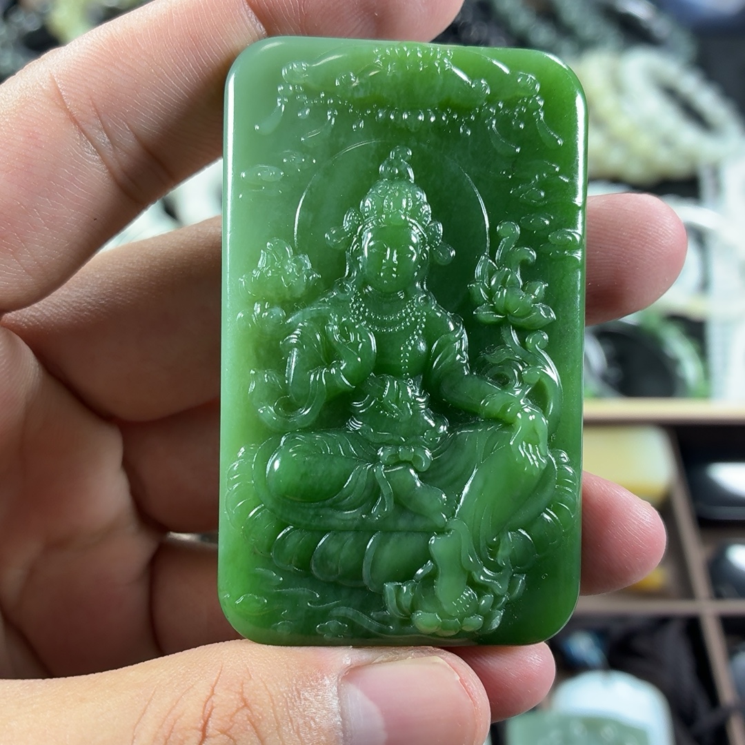 俄料碧玉双色自在观音大牌