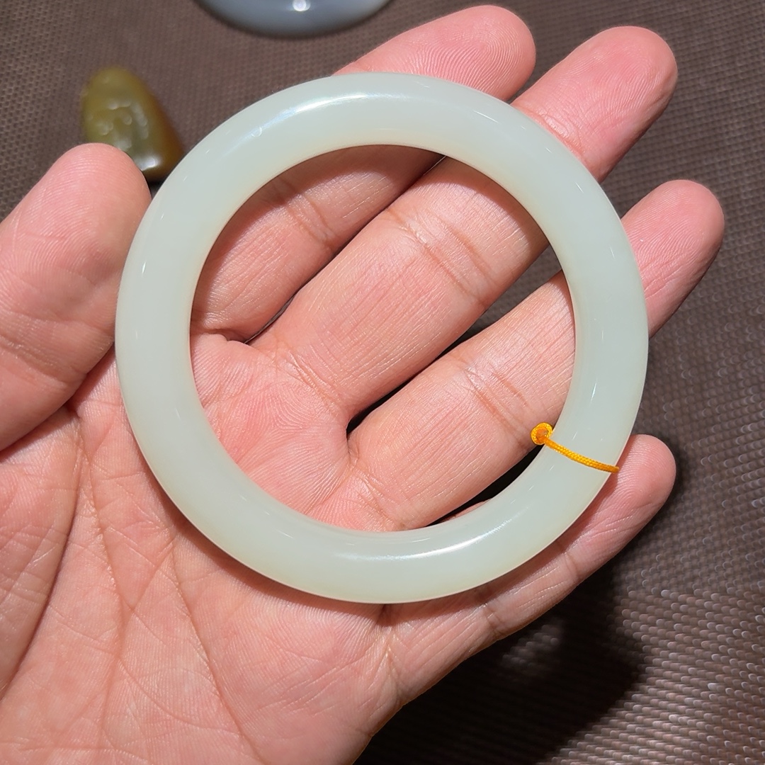 和田玉超级大漏